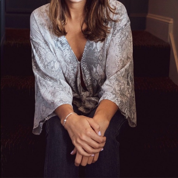 Snakeskin patterned top - Picture 3 of 3